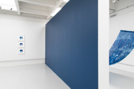 Hover, float, Installation view. Photographic Centre Peri, 2017.